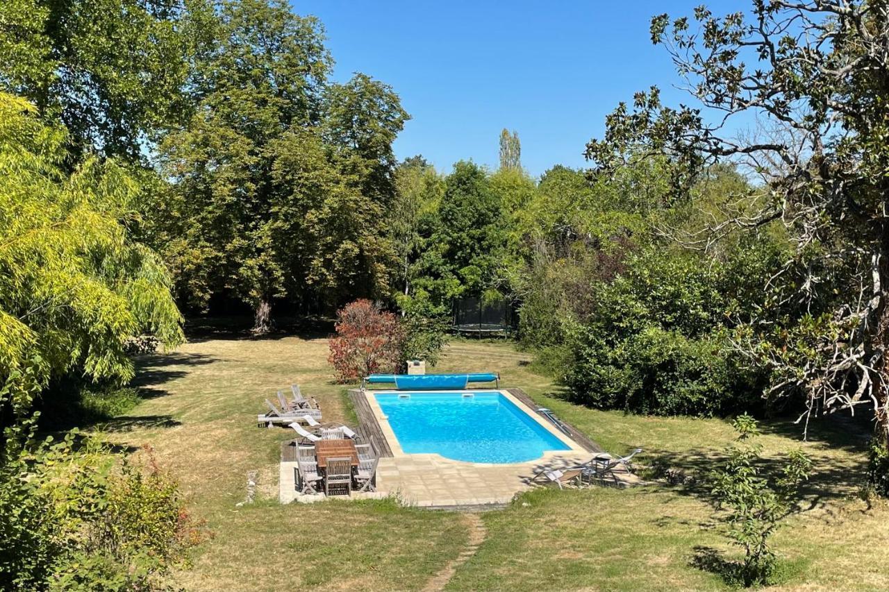 Beautiful 6 Bedroom House With Pool & Large Garden Le Pêchereau Exterior foto